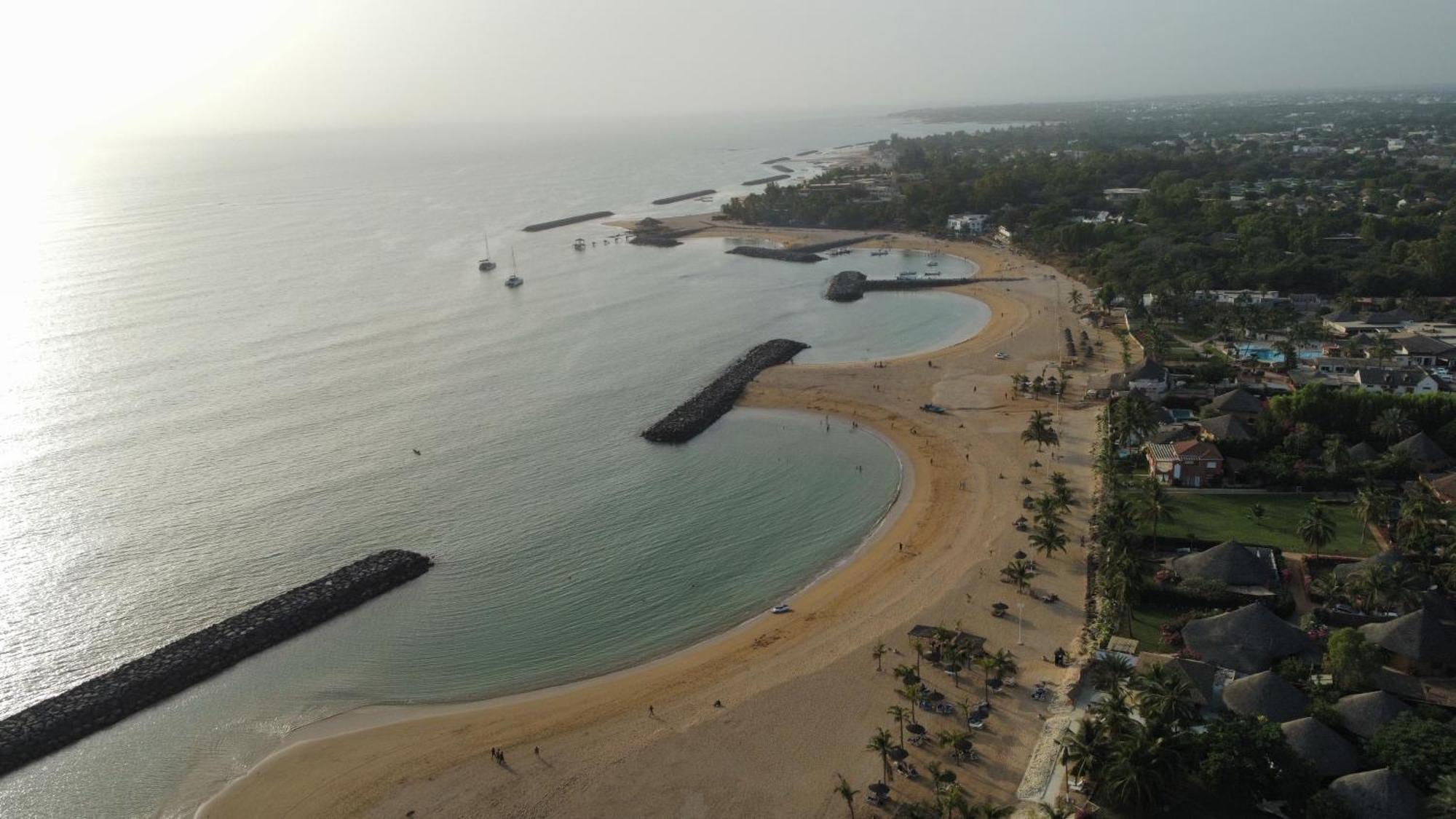 West AFRICAN BEACH Saly Exterior foto